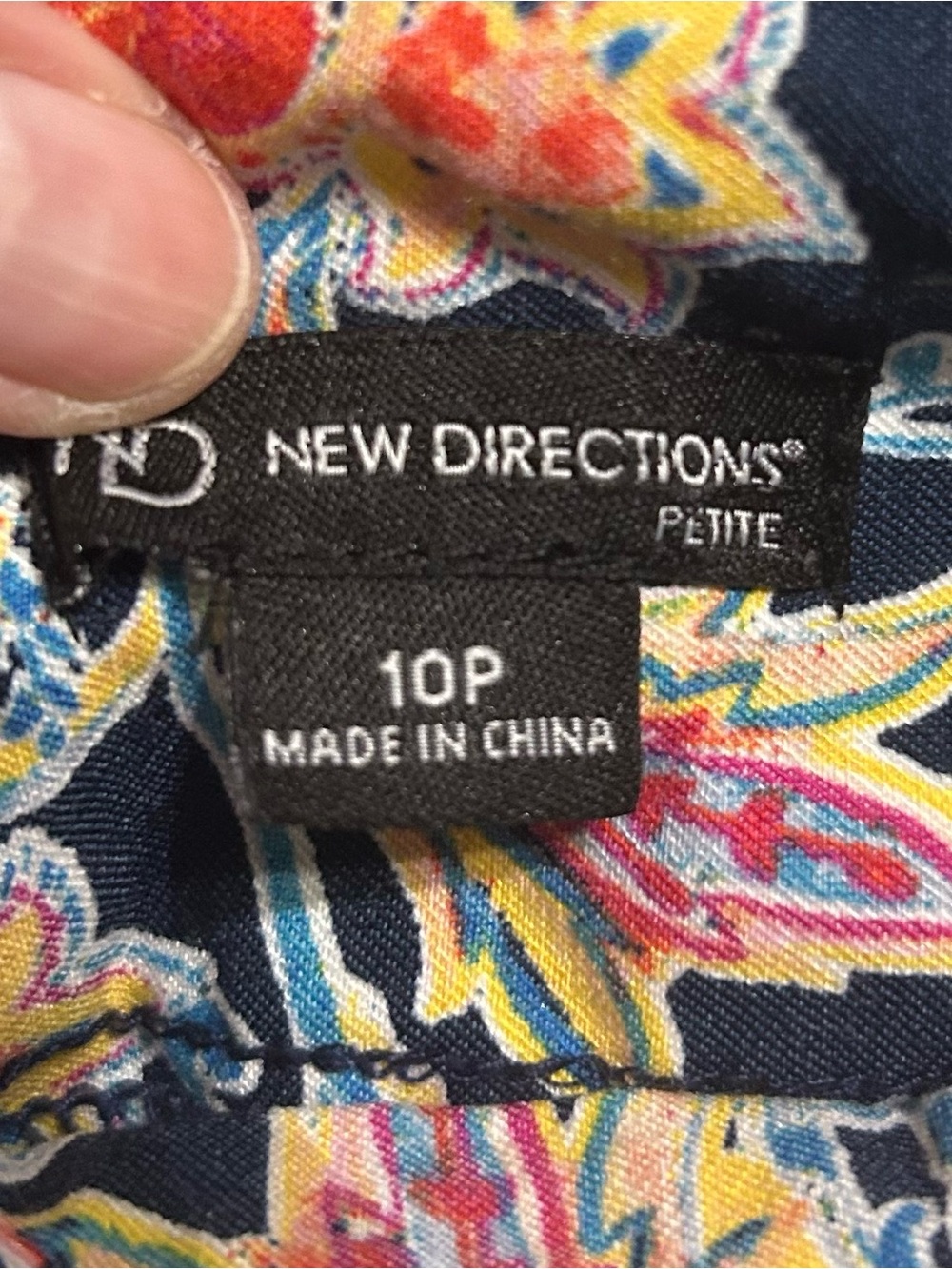 New Direction Petite 10 P Black Multicolor Paisley Print Pull-On Paints - Picture 3 of 3
